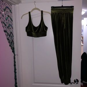 Laina Rauma Velvet Leisure Set - Green size large